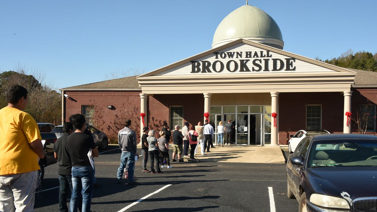 Brookside traffic court judge resigns, suspended from practicing law